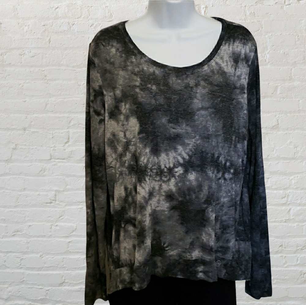 Coco+Carmen Tie Dye Long Sleeve Tee